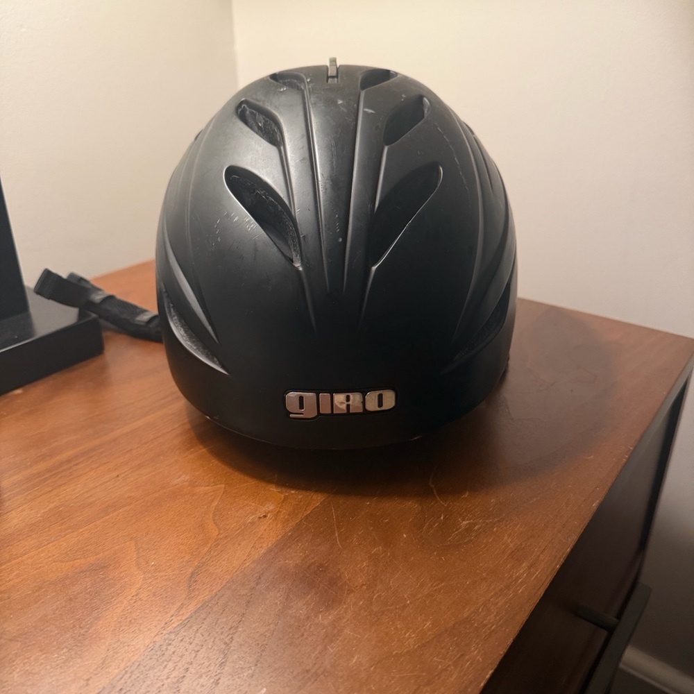 Giro Matte Black Cycling Helmet